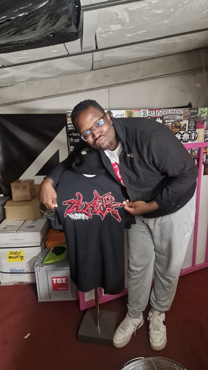 AAK RECORDS "ASHsCRiBBz" LOGO SHIRT