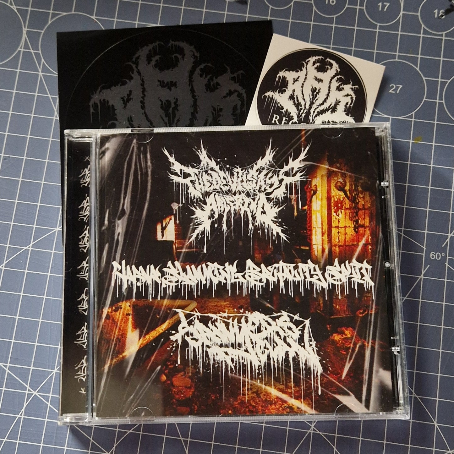 SAWYER'S CLAN / THE DEVIL SAYS ARLEKINO - "VARNA SLAMMING BRUTALITY" SPLIT CD